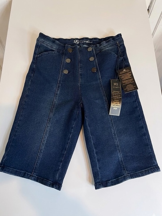 DG2 by Diane Gilman Pants - NWT DG2 Diane Gilman Nautical Button Front Denim Bermuda Shorts - Small